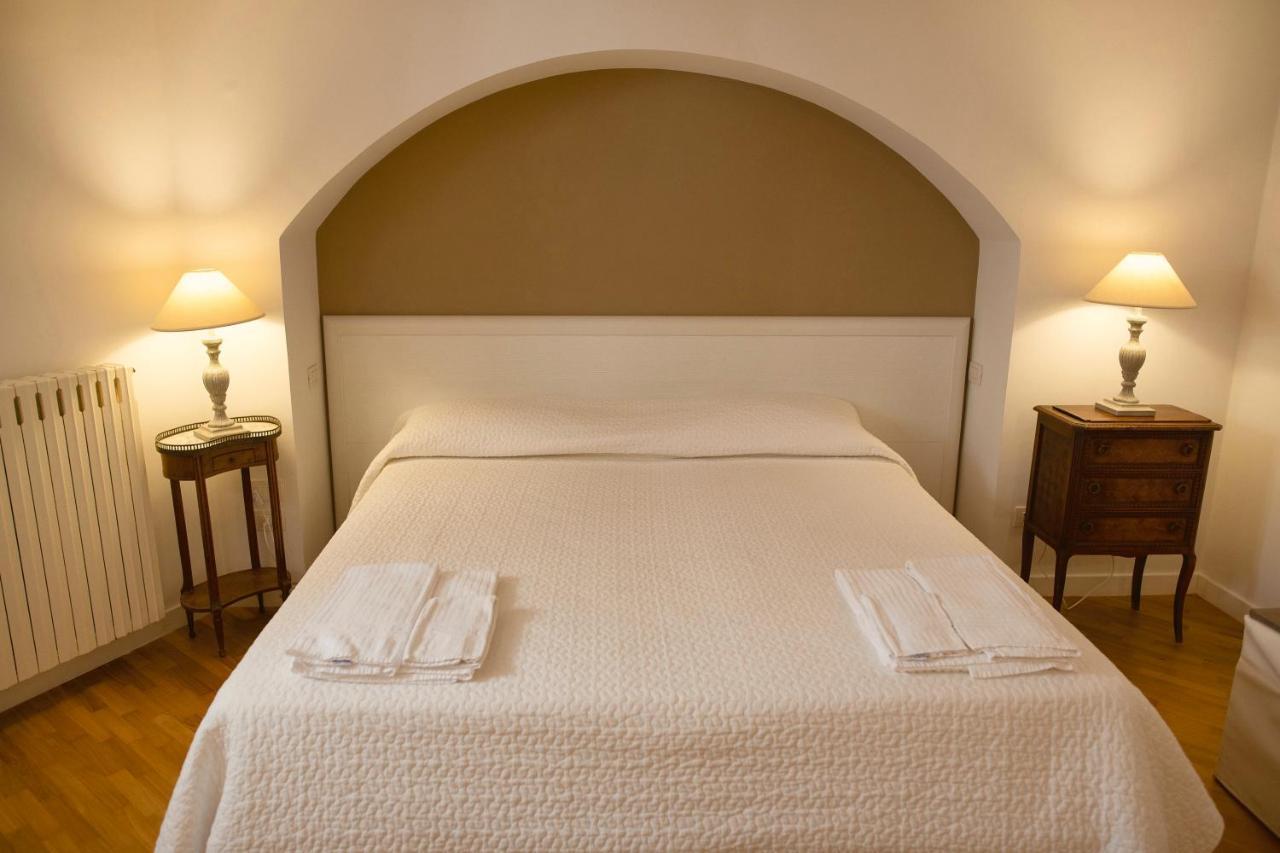 마테라 La Casa Di Ele B&B 외부 사진