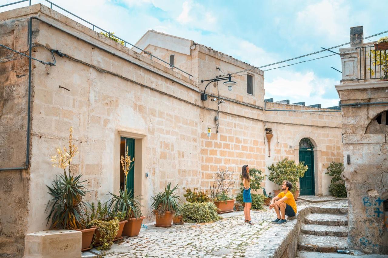 마테라 La Casa Di Ele B&B 외부 사진