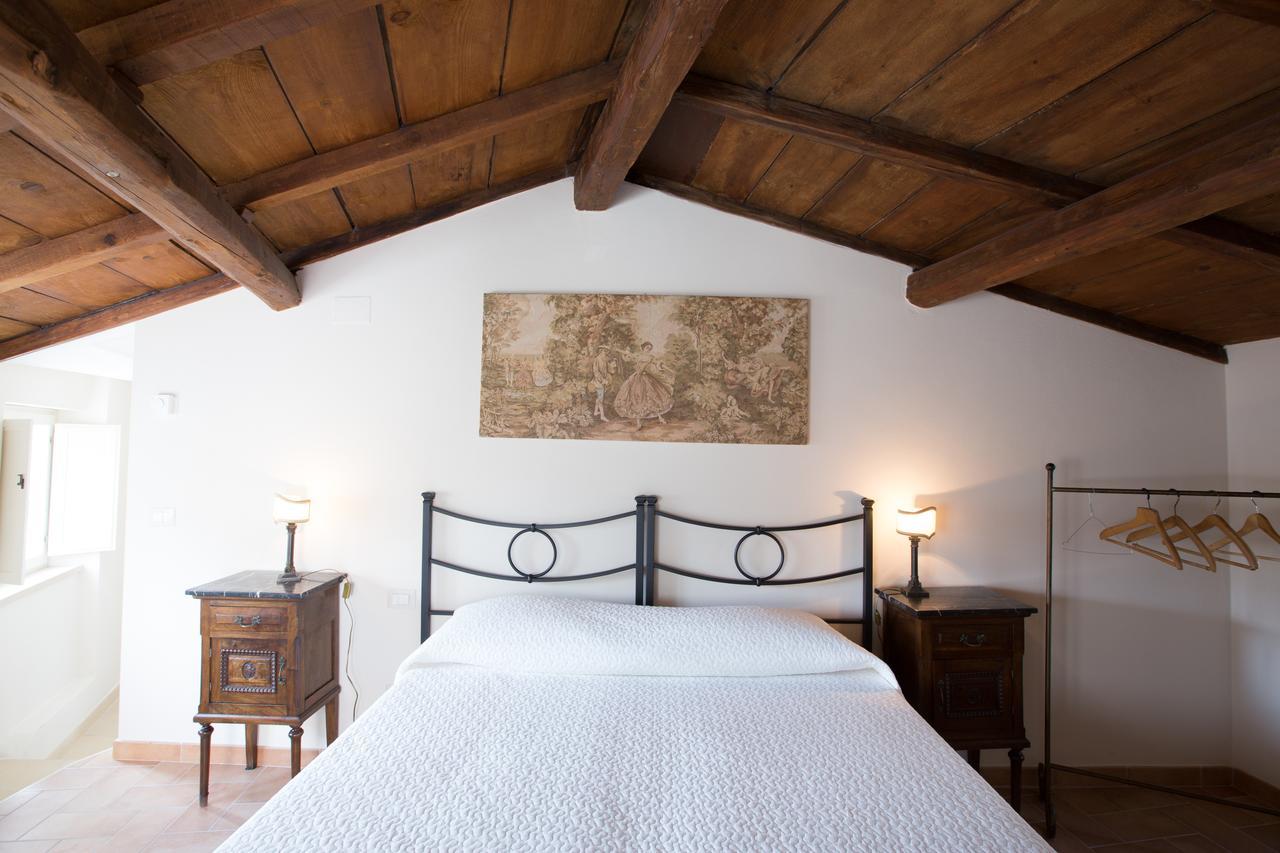 마테라 La Casa Di Ele B&B 외부 사진